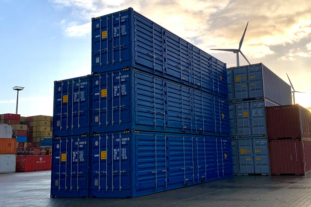 Volle Breitseite - 40’ High Cube Side Door Container