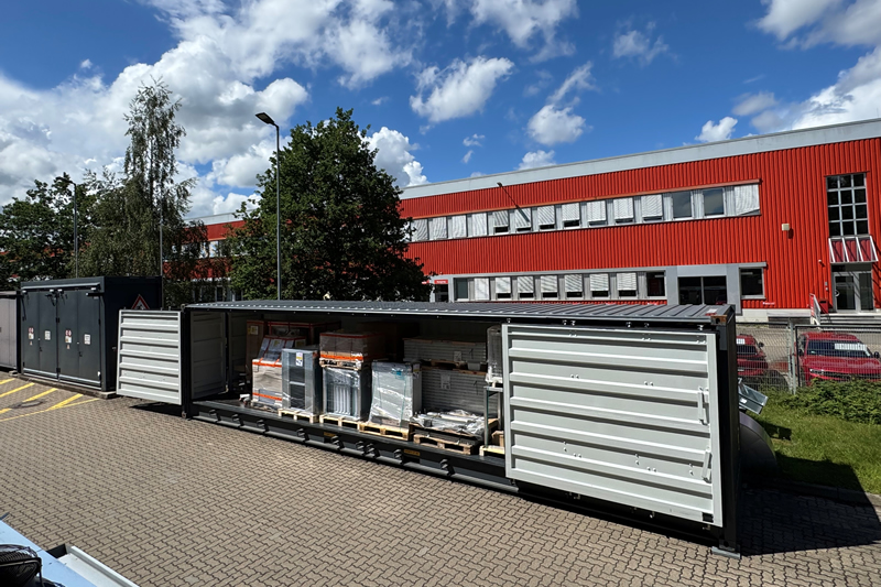 40’ High Cube Open Side Container als mobiles Lager für eine technische Anlage